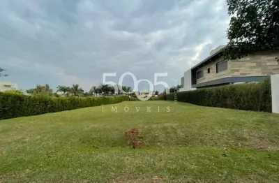 Terreno à venda no condomínio altos de itu com 1100m² de área total e com uma ótima topografia.