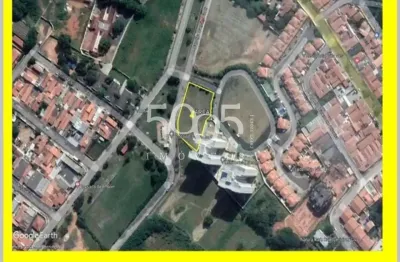 Terreno amplo, bem localizado em corredor comercial,  frente para 3 ruas, bairro padre bento, itu