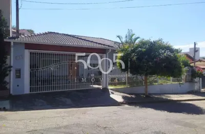 Casa á venda no bairro paraiso ll com 287m² de área construída e 500m² de área total.
