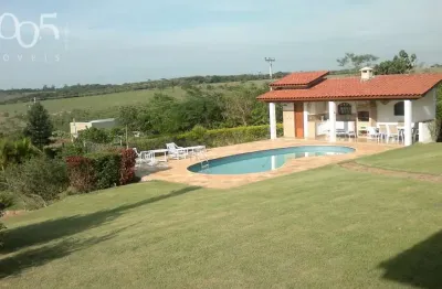 Chácara à venda no condomínio chácara floridas com 400m² de área construída e 2174m² de área total.