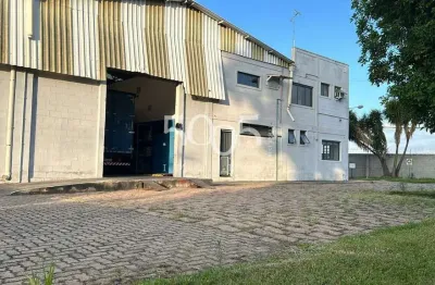 Galpão industrial à venda com 1458,72m² de área construída em uma área total de 4313,10m²