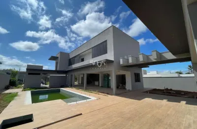 Casa em fase de acabamento à venda com 420m2 de construção e 1000m2 de terreno.