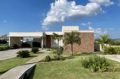 Casa à venda no condomínio xapada em itu com 4 suítes, acabamentos de primeira e linda vista.