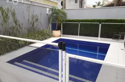 Casa à venda no condomínio parque do varvito com 250m² de construção e 290m² de área total.