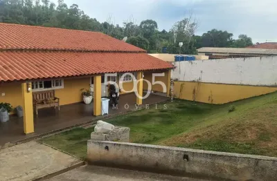 Chácara à venda no pinheirinho, com 250m² construídos e 738,02m² total