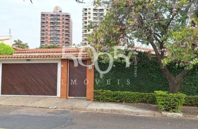 Casa à venda no bairro jardim faculdade com 386m² de construção e 725m² de terreno.