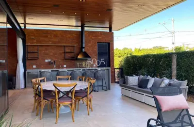 Casa à venda no cond. saint paul, com 286m² construídos e 3 suítes