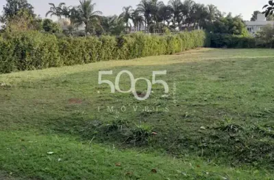 Terreno à venda no condomínio altos de itu com 1100m² de área total e com uma ótima topografia.