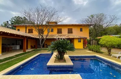 Casa à venda no condomínio terras de são josé com 624m², com 4 suítes e cercado de muito verde