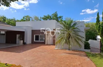 Casa à venda no condomínio santa mônica em itu, com 260m² e 3 suítes