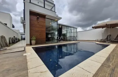 Sobrado à venda no Condomínio Mirante dos Ypês em Salto, com 293 m² e 3 suítes