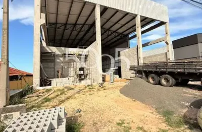 Galpão à venda e locação no Núcleo Industrial Porto Seguro - 1.253,67 m² de área total