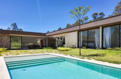 Casa térrea à venda no Condomínio Terras de São José II em Itu, com 553 m² e 5 suítes