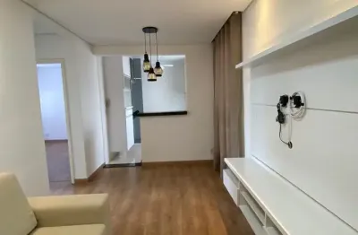 Apartamento reformado no condomínio arpoador – 2 dormitórios, móveis planejados e ar-condicionado!