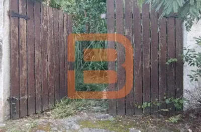 Terreno em condomínio no bairro mata paca, niterói/rj