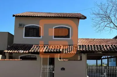 Casa com 3 quartos à venda no Centro, Maricá 
