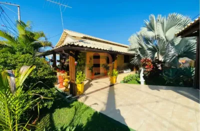 Casa com 4 quartos para alugar no Centro, Maricá 