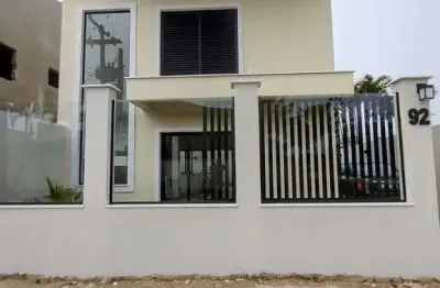 Casa com 3 quartos à venda no Pontal do Sul, Pontal do Paraná 