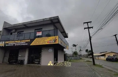 Casa comercial à venda na Praia Grande, Matinhos 