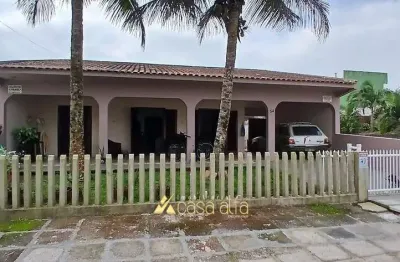 Casa com 4 quartos à venda na Praia de Leste, Pontal do Paraná 
