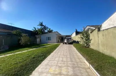 Casa com 3 quartos para alugar na Vila dos Comerciários, Paranaguá 