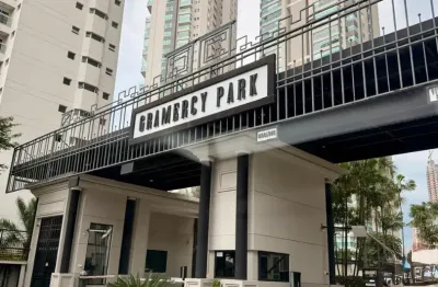 One Gramercy Park – 98m² no Andar Alto | Projeto Assinado, Varanda Gourmet Integrada e Pronto para Morar