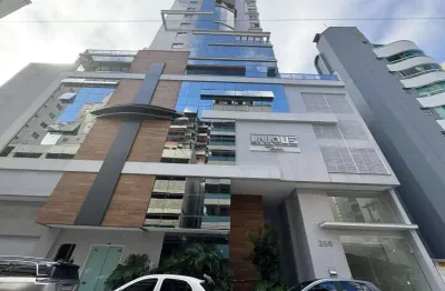 Apartamento diferenciado localizado no centro de balneário camboriú e acerca de 450m da praia. para | centro, balneário camboriú, santa catarina