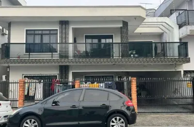 Terreno com casa a venda de 045 quartos, balneário camboriú-sc para | municípios, balneário camboriú, santa catarina