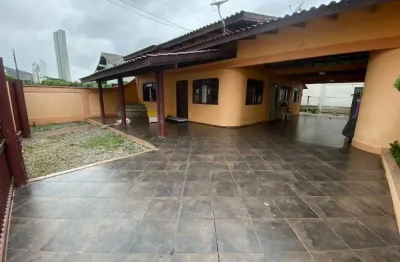 Casa com 3 quartos à venda na Rua Manoel Campos Bicudo, Nova Esperança, Balneário Camboriú
