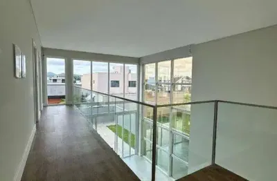 Casa em condomínio fechado com 3 quartos à venda na Rua Ivo José Rebello, Santa Regina, Camboriú
