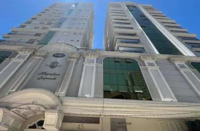 Apartamento com 4 quartos à venda na Rua 1208, Meia Praia, Itapema