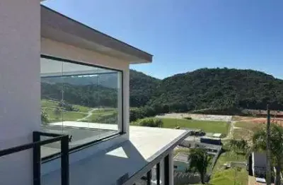 Casa 3 suítes 270m² em condomínio fechado para venda em camboriú santa catarina