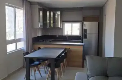 Apartamento 2 quartos com 2 suítes, varanda gourmet, mobiliado – frente, balneário perequê, porto belo