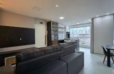 Apartamento 2 quartos com 2 suítes, varanda gourmet, mobiliado – frente, balneário perequê, porto belo