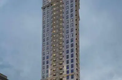Duplex no ethan tower: espaço vertical com vista privilegiada