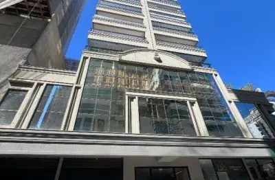 Apartamento com 3 quartos à venda na Rua 288, Meia Praia, Itapema