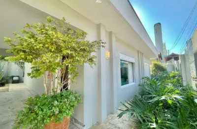 Casa com 4 quartos à venda na Rua 2000, Centro, Balneário Camboriú