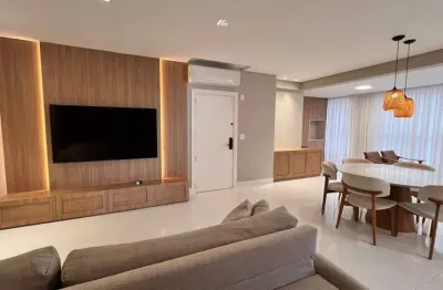 Apartamento com 4 quartos à venda na Rua 234, Meia Praia, Itapema