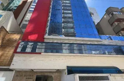 Apartamento com 3 quartos à venda na Rua 207, Meia Praia, Itapema