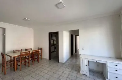 Apartamento com 02 quartos no centro de balneário camboriú. 01 vaga privativa.