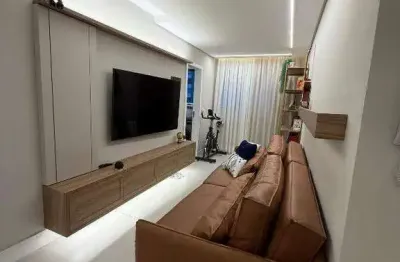 Apartamento com 3 quartos, reformado e mobiliado no centro de balneário camboriú.