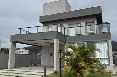 Casa 3 quartos, caledonia, santa regina, camboriú, santa catarina