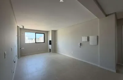 Apartamento novo com 02 suítes no bairro tabuleiro em camboriú.