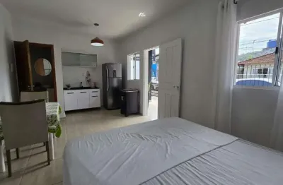 Casa residencial em balneário camboriú (centro) – 5 quartos, 2 salas, 220m² - próxima a terceira av.