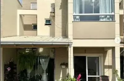 Casa de condomínio à venda em camboriú, centro – 3 quartos, 2 vagas, financiamento e permuta