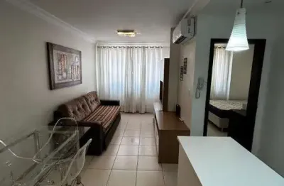 Ótimo apartamento mobiliado no centro de balneário camboriú. edifício columbia