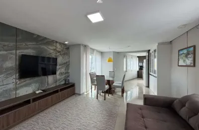 Apartamento com 3 suítes na região central de Balneário Camboriú.