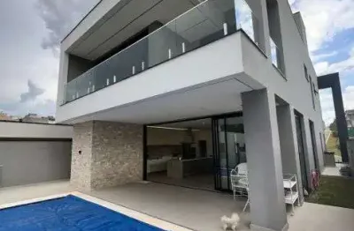 Linda casa no condomínio de alto padrão brisas de jundiaí