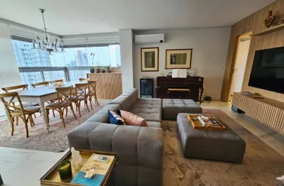 Apartamento mobiliado vista livre à venda de 85m², 2 suítes com lavabo e 2 vagas demarcadas