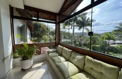 Casa com 5 quartos à venda, 460 m² por r$ 2.390.000 - vina del mar - juiz de fora/mg